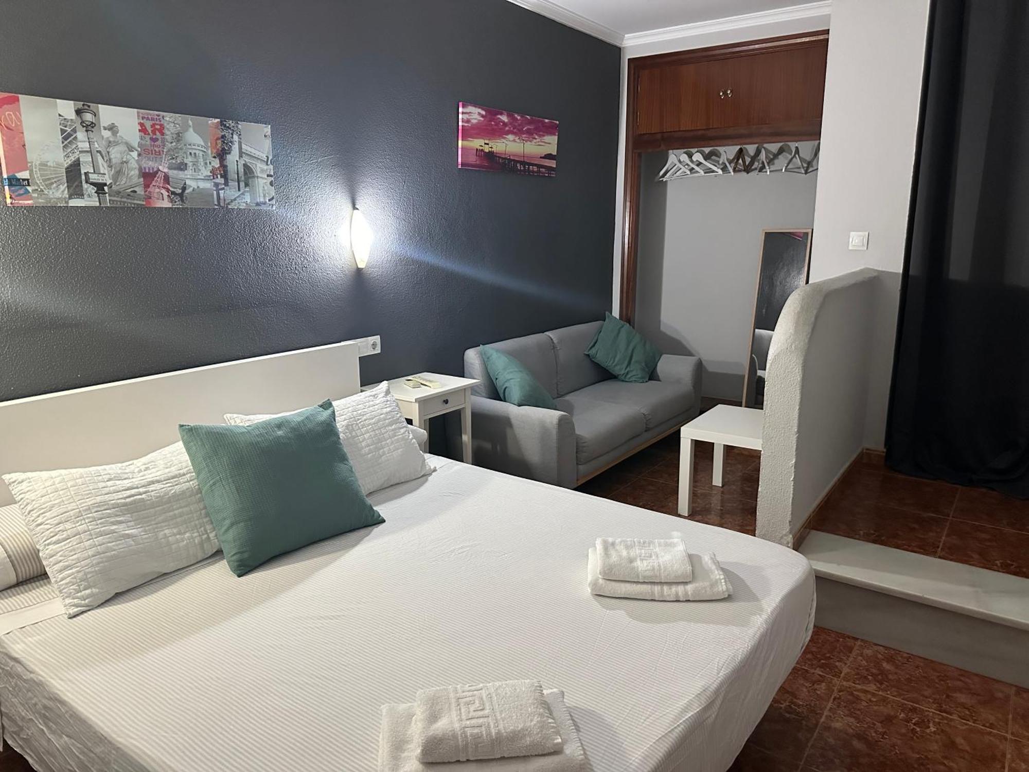 Hostal Tarik Hotel Tarifa Eksteriør billede